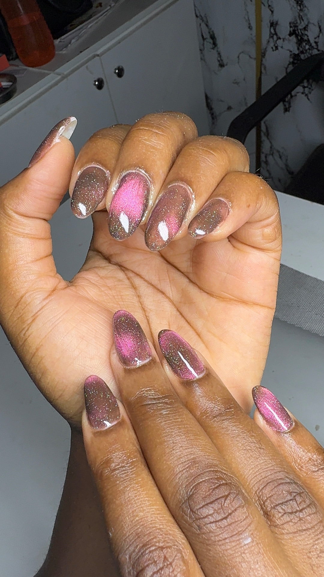 Cateye BIAB builder gel almond set in pink shimmer